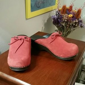 Lands' End Red Suède Mules